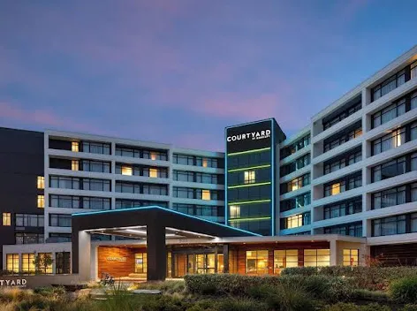 Four Seasons Hotel Seattle | Luxury Downtown Waterfront Stay